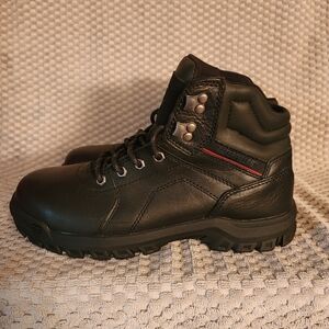 Caterpillar steel tow boots